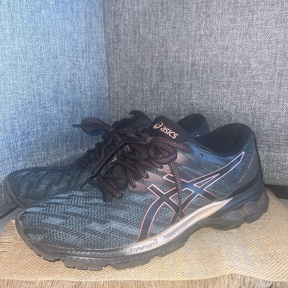Asics Women’s Gel Jadeite Ladies Running Shoes Flyte Foam (size 9.5)